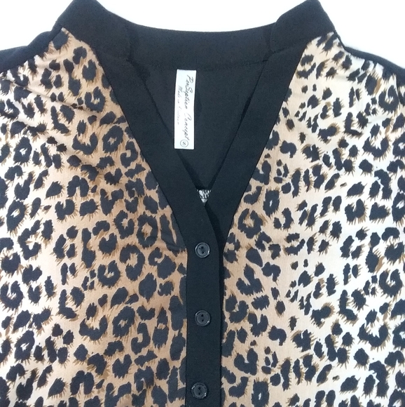 PenSeption Concept Leopard Animal Print Top - Picture 4 of 5